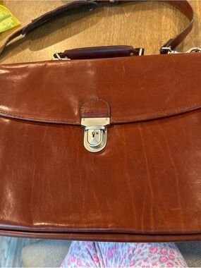 Vintage T Anthony  Briefcase Italy Brown Leather Handle Messenger Bag With Key